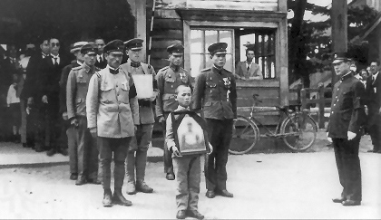無言の帰国