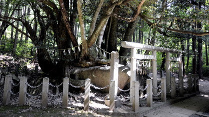 鶺鴒石(真名井神社)