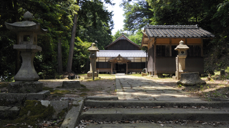 稲代神社(峰山町安)