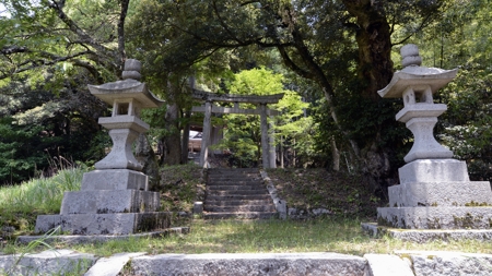 賀子神社(二俣)