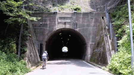 白南風トンネル(国道178号)