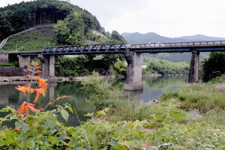 筈巻橋(ここが福知山盆地からの出口)