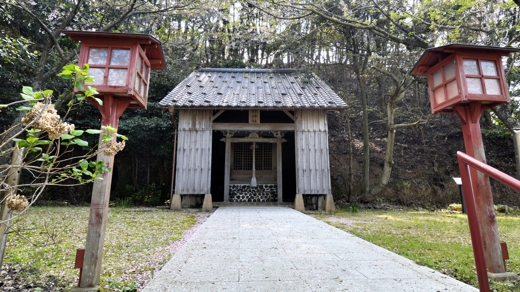 静神社(磯)