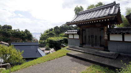香林寺(里波見)