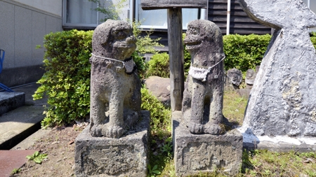 威徳神社の狛犬