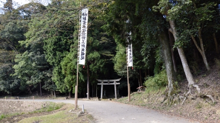熊野新宮神社(河梨)