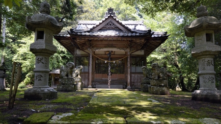 丸田神社(甲山)