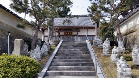 松泉寺(下岡)