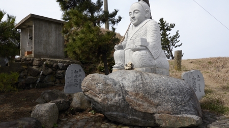 浦島太郎の石造